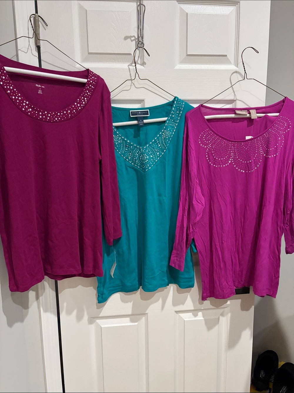 Set of 3 Women’s Embellished Scoop Neck Long Sleeve Top